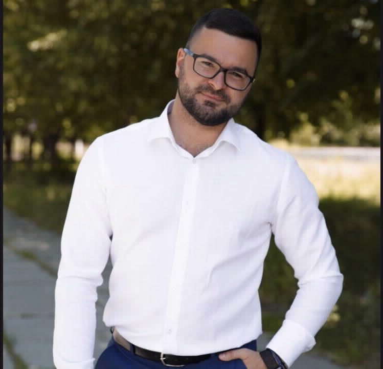 Алтухов Виктор